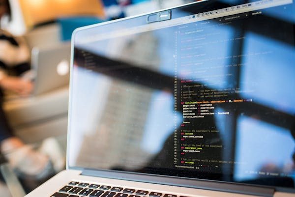 Construisez votre site web personnalisé à niort grâce à blixi